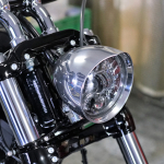 ヘッドライトハウジング 5-3/4”（砲弾型スタンダード）マウントセット / ブラック